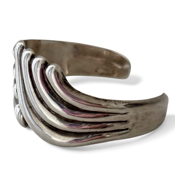 Vintage Sterling Silver 925 Cuff Bracelet Taxco Mexico Signed TH-39 - Picture 5 of 8